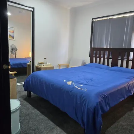 Favona Airport Accomodation